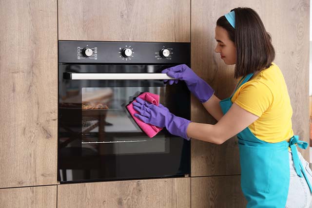 Regular Oven Cleaning is Essential for Safety and Efficiency